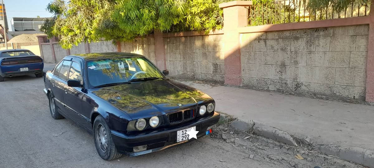 بي ام 525 للبيع
مكانها الموصل / الايمن
رقم دولي موصل
كير ومحرك مكفول 
سنوية جديدة
داخل جلد
صبغ عام 
السعر 55$


**إذا كنت صاحب هذا الإعلان وتريد حذفه لأي سبب، رجاءا أرسل رسالة إلى الدعم الفني**