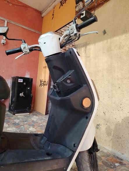 البيع نقد أو تقسيط
دراجة نوع ياماها cuxi) بوليس)
لون ابيض طافي

موديل الدراجة 2012

نوع مسطرة ناوزل

شاشه كبيرة وواضحة

الدراجة لاتحتوي على أي عطل

كفرات بلادي

إلك حق تفحص يوم كامل

ما متوازي عله بيعته اليحب يستفسر يراسل خاص أو ***********
