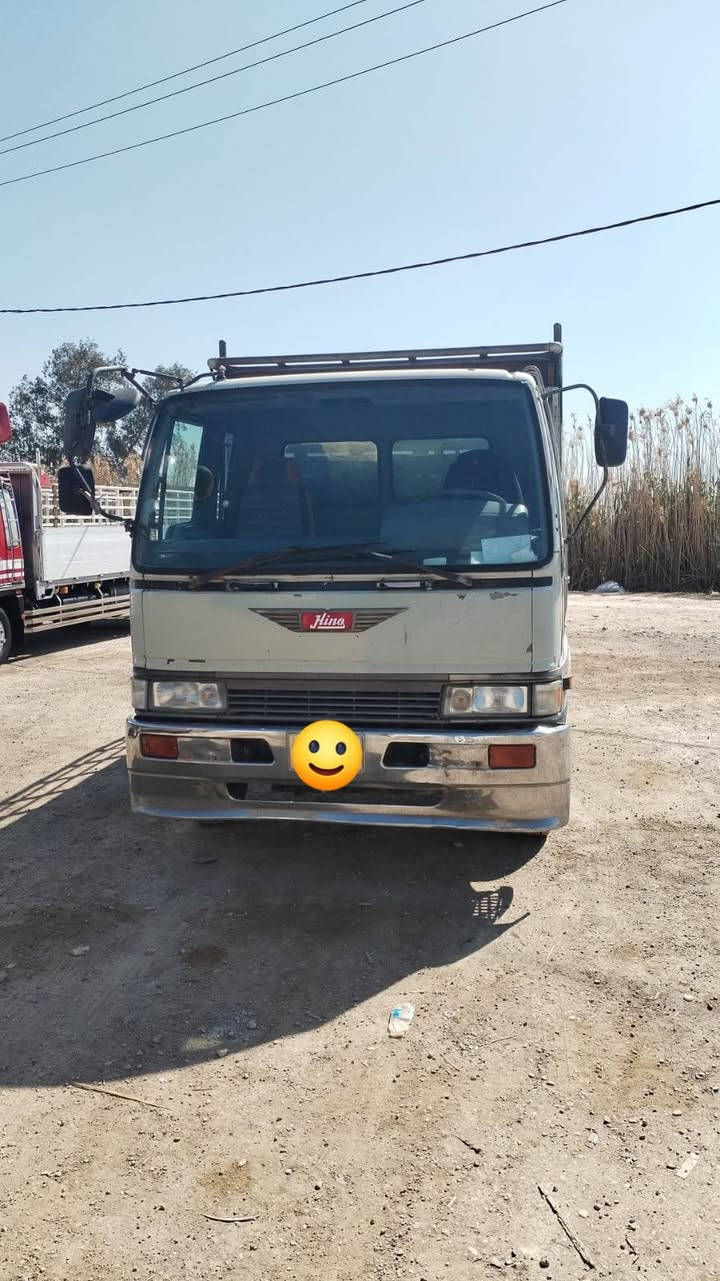 سلام عليكم سياره جاهزه لاتبخير لاصرف تخم تاير صفاحيات سبعين 
مكينه سبعين سوبر رقم الهاتف *********** مكان عزيزيه
