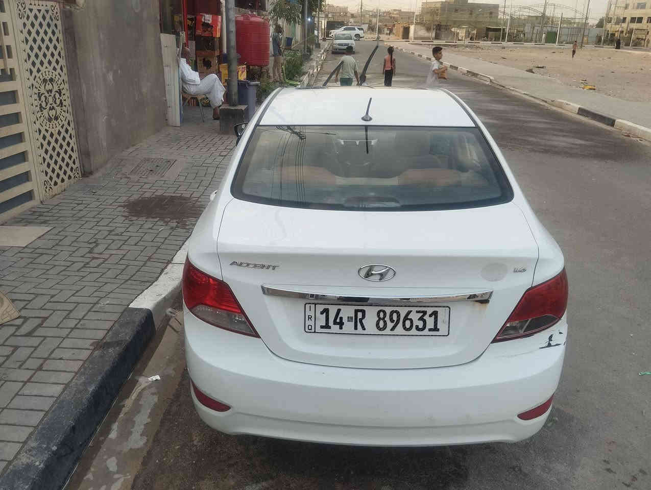 سنويه جديده 2030  مكفوله من الضربه والصبغ بيه ملاحضات بل بدي . كهربائيات وتبريد شغاله  حداده ضعيفه 

السعر 90 وبي مجال بسيط 

هاتف *********** مكاني زبير
