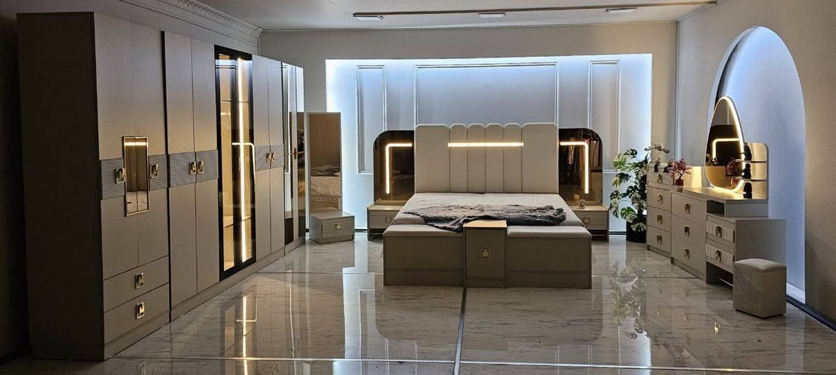 موديل توانا 

11 قطعه 
كنتور + 2 ملاحق 
كنتور 365 .c.m 
اناره داخل الكنتور 
ميز تواليت اناره 
سرير اناره داخل الدوشمه 

السعر. مليون و٨٠٠

يوجد توصيل جميع المحافظات للحجز 
*********** واتس اب
