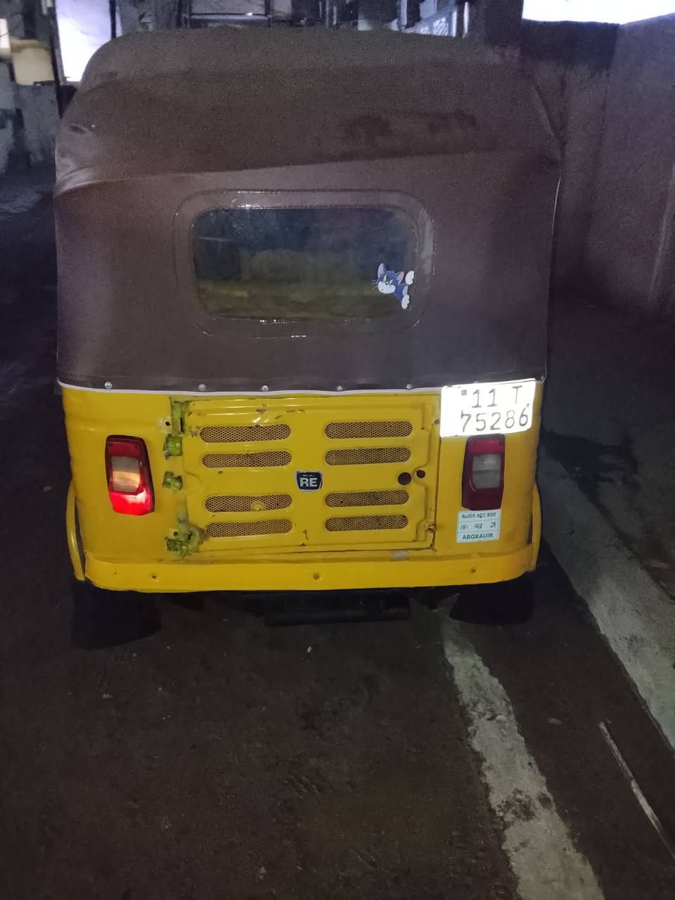 تكتك 18 شهر 10 مكينه مال عشرين خير من الله معمره تعمير عام بيها طخات باللغد بسيطه نكره سويج كبل للشارع السعر 5600 بيها مجال للشراي  رقم وسنويه تحويل ثاني يوم بسمي ماتعبك   *********** مكاني بغداد
