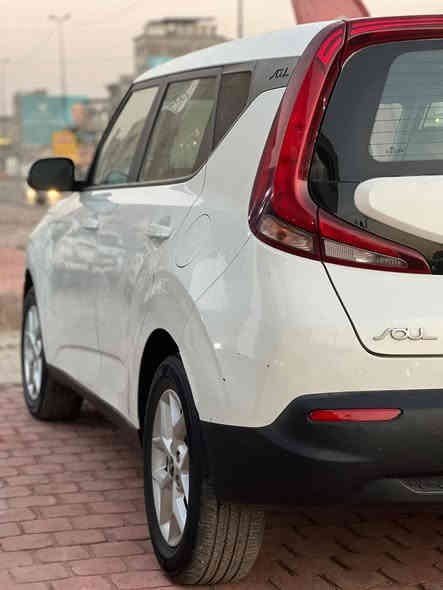 السلام عليكم صول لون ابيض مرقم بغداد ماشية 23 مكينة دوش موديل 22 سيارة حادثها جاملغ نفسة مصلح ونص البنيد صبغ سيارة ليبل واحد الداخل بيجي المكان بغداد السعر143 هاتف ***********
