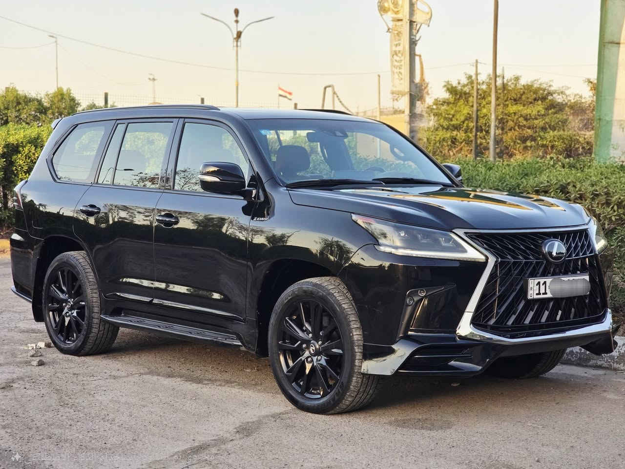 للبيع او مراوس 
لكزز  2020  كورو جديده 
مواصفات الكورو تجي اعلى مواصفات بالكزز 
السيارة ماشية 61 الف كيلو السيارة جديدة وجاهزه 
داخل جلد احمر رادارات فتحة ماوس شاشات 
خمس كامرات جكات كشنات تدفئة تبريد وخزن ميموري هواي مواصفات بالكورو كفاله عامه
باستثناء بارد كولش قليل والباقي كفاله
رقم بغداد ومكانها بغداد السعر 84000 دولار 
( 8 شدات و 40 ورقه ) 
للإستفسار ***********
