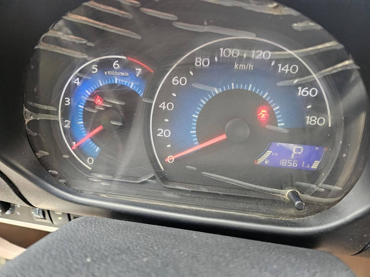 سلام عليكم
***********
باندا موديل 2013 رقم بغداد سياره على وضع شركه 
ماشيه 18 الف اخت زيرو كفاله عامه عده ربع باب صبغ اثر شخط كير واتماتيك شاشا ويلكب سنتر لك جام اوتو سبير على وضع شركه سعر 59 مكان سياره بغداد دوره
