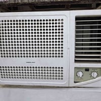 مكيفات عدد اثنين الواحد ٢٢٥ اثنينهم ب٤٠٠ مكانهم الشعب  اتصل ع ٠٧٧٢٢٩٤٢...