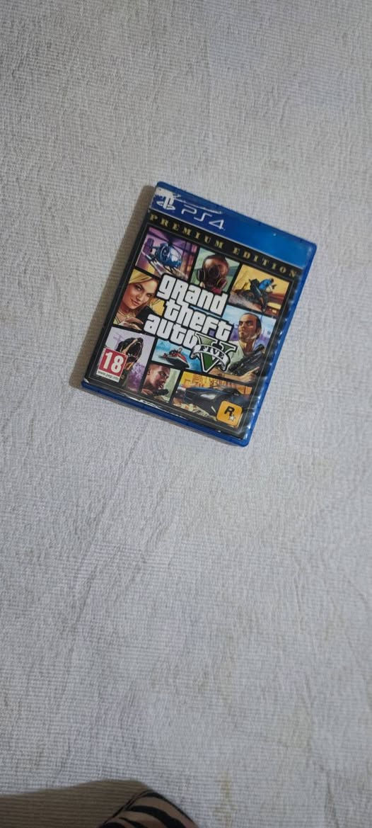 السلام عليكم بلي فور سلم للبيع الذاكرة 1 تيره مع جوستك 2 اصلي مع 3العاب فيفا٢٢ وكلاش  وجي تي اي ويو بي اس ما يشتغل والبلي ما مفتوح السعر 260الف العنوان بغداد حي العامل


**إذا كنت صاحب هذا الإعلان وتريد حذفه لأي سبب، رجاءا أرسل رسالة إلى الدعم الفني**