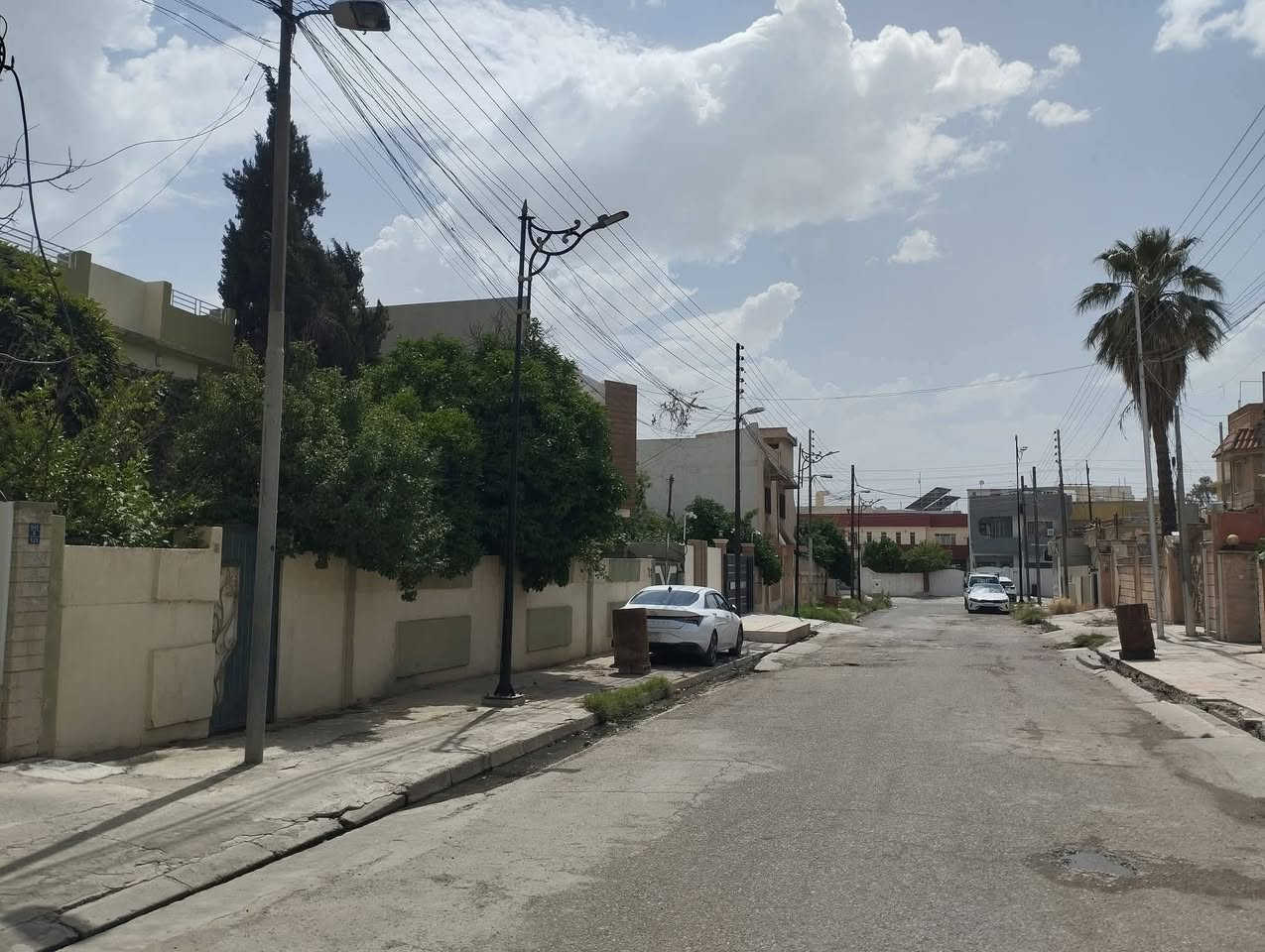 🏦  عروض مكتب بيت الأركان للعقار   🏦

الدار للبيع  في حي العربي  مساحة ٦٠٠ م 
الواجهة ٢٠ م العمق ٣٠م الاتجاه غروب شمال 

طابقين خمسة غرف نوم هول استقبال مطبخ 
وصحيات مع مشتمل غرفتين نوم هول مطبخ 

الموقع بداية حي العربي قرب جامع الخشاب 
🏦                                                   🏦
السعر على التليكرام https://t.me/alarkan_1
للاستفسار مراجعة مكتب بيت الأركان للعقار 

موقع موصل حي العربي قرب مطعم ماشاءالله 

 *********** / *********** / *********** 🏦
