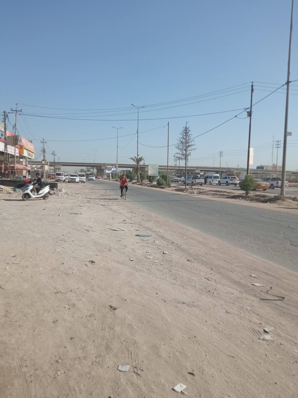 سلام عليكم قطعه نص دونم طابو صرف للبيع مباشر على الشارع العام  مقابل مستشفى القاسم  تحتوي على كراج واربع محلات  مجاوره إلى مجمع المطراوي  للاستفسار اتصل***********
