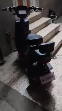 ٥ باتريات • حجم ١٤ • سرعة ٤٥