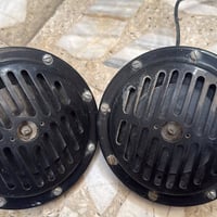 قطع غيار سيارات • للبيع