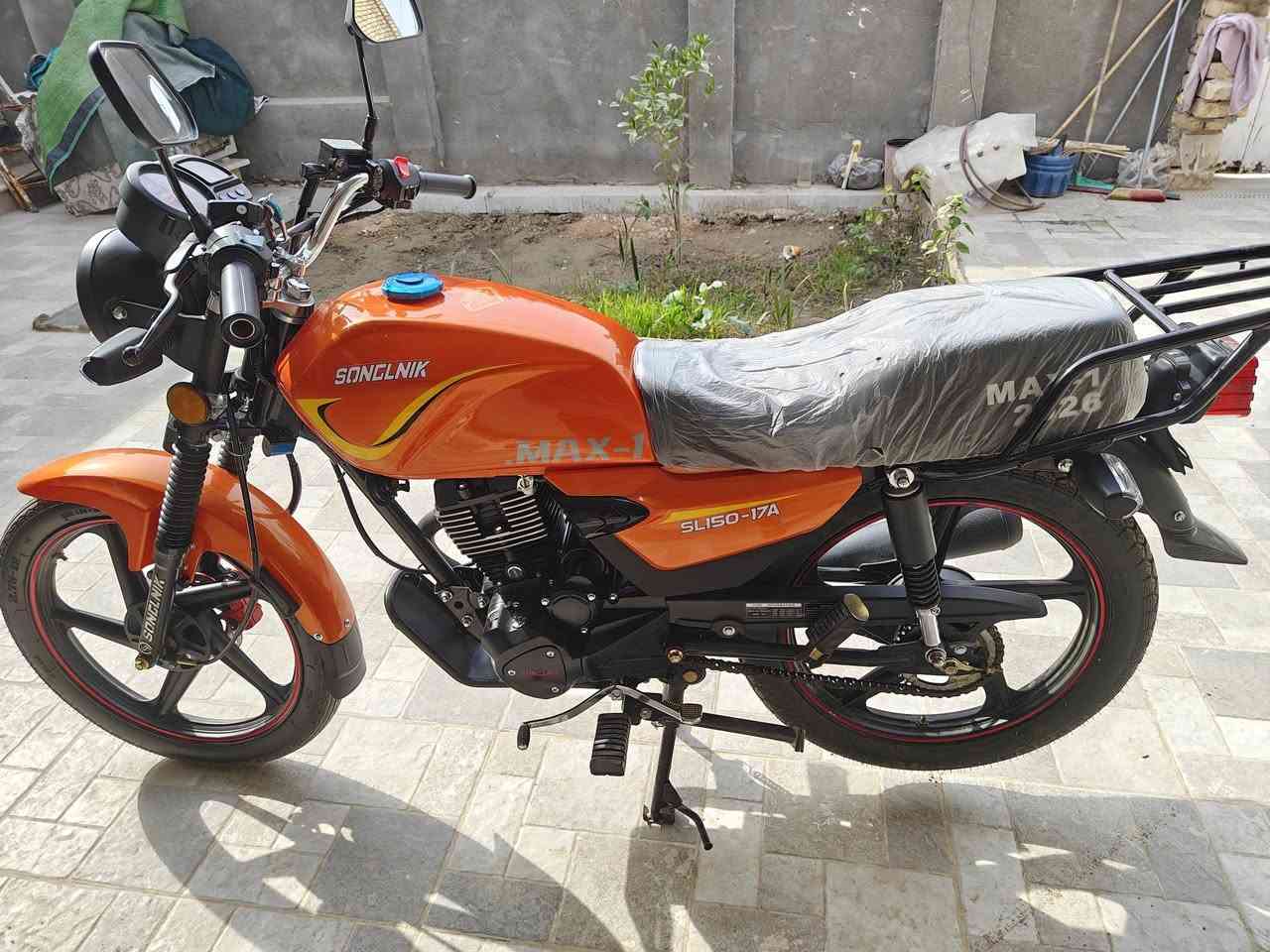 سولينك ماكس وان موديل 25 اوراق سكنر 6 وي المكاتبه ماشيه 1000..للبيع مكاني شاميه  السعر 875 وبيه مجال قليل ***********
