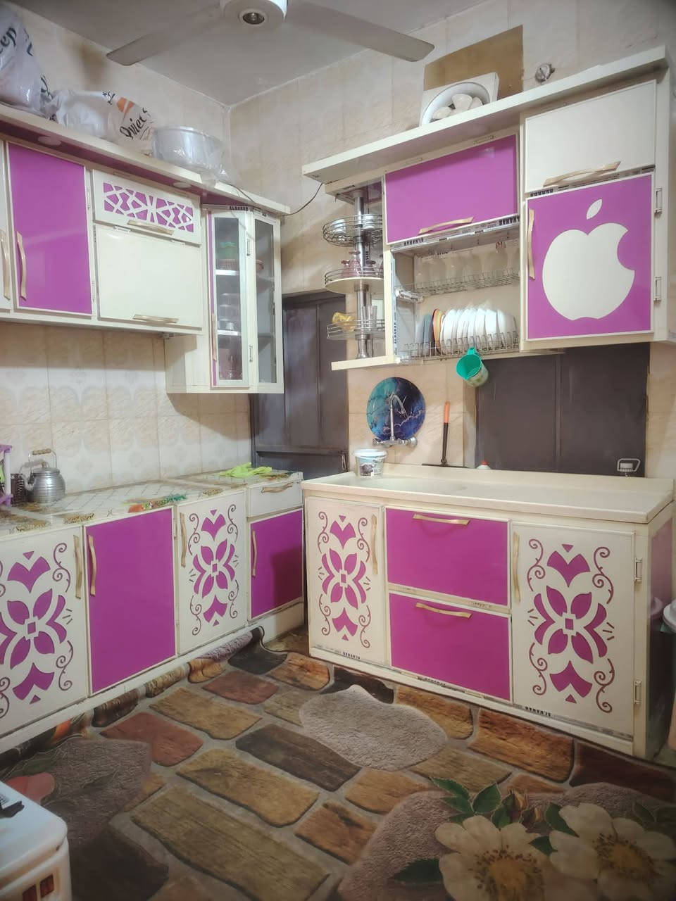 مكلفه بالنشر ..
بيت طابقين ركن للبيع بحي الشهداء  الثاني  مساحته 110
قرب مدرسة الفضيلة بصف فاطمه بنت اسد المدرسه الجديده مسافه عن لمدرسه بيتين مقابل بيت رحيم ال حشيش

تفاصيل البناء ...
الطابق الأول 
غرفه ومطبخ وحمام. وصاله وحمام داخلي وطارمه وصحيات خارجيه
والطابق الثاني ..
 صاله غرفتين صحيات
السعر وباقي التفاصيل إتصل على صاحب البيت
***********
