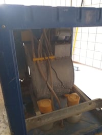 مبرده للبيع اثنين غطاس سعر 200 بغداد المشتل شارع المدارس 07709093838