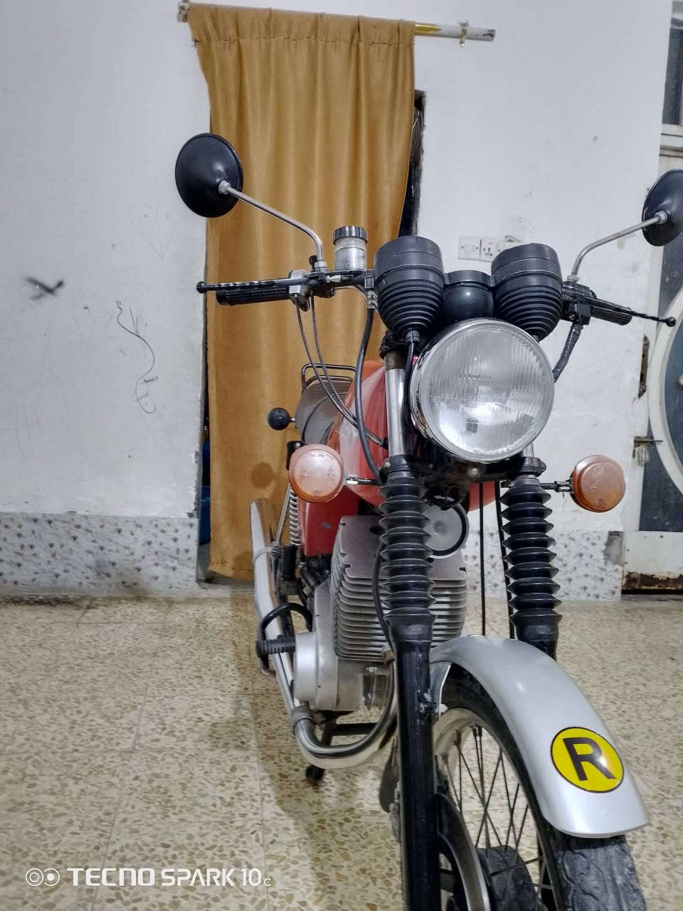 سلام عليكم تحياتنا الكروب جنايه المزتMz ماطور البيع قطرت الحيم مابي سايس 5الماني راس وجعب ما عده الدبلات ول تاير الكدام ماطور حلو وخير من الله  بدون بدون بدون العنوان نجف كوفه الاستفسار عل رقوم ***********) وهاذه بي وتساب (***********) 🤍💕
