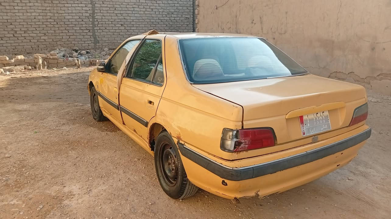 سلام عليكم سياره بيجيو بارص للبيع او مراوس رقم مثنى الماني لسياره نضيفه مكينه كير نضيفات لسعر ١٥ورقة وبيها مجال بسيط عنوان نجف وهذا رقمي ***********
