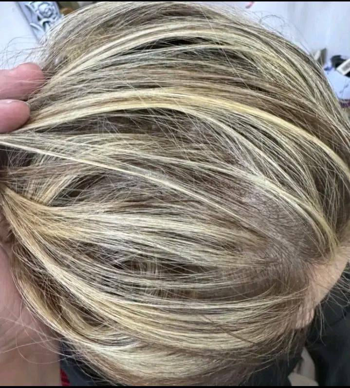 ***********..حفافه 5
تنظيف بشره 5
تاتو جميع انواع التاتو 25 
وشم 5
رموش شعر 
توريد شفه 25 
تسريح شعر قصير 40 وسط 50 او حسب طول الشعر 
صبغ شعر قصير توحيد لون 10
ميش شعر قصير نص كب 10كب كامل 20العنوان شهداء العبيدي شارع المحافظ أسواق الكفيل مخبز المصطفى
