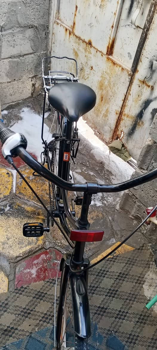 بيسكل بناتي ياباني موديل 2013 شوفت عينك بيسكل نضيف ولله ستوني مكينه شاده 7نمر عنوان نجف الشرف سعر 75 الف بي مجال بسيط رقم موبايل *********** النجف, العراق
