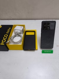 بوكو F6PRO ركزز!! ذاكره 512 لون اسود مميز  كامل ملحقات دبل سيم كارت  م...