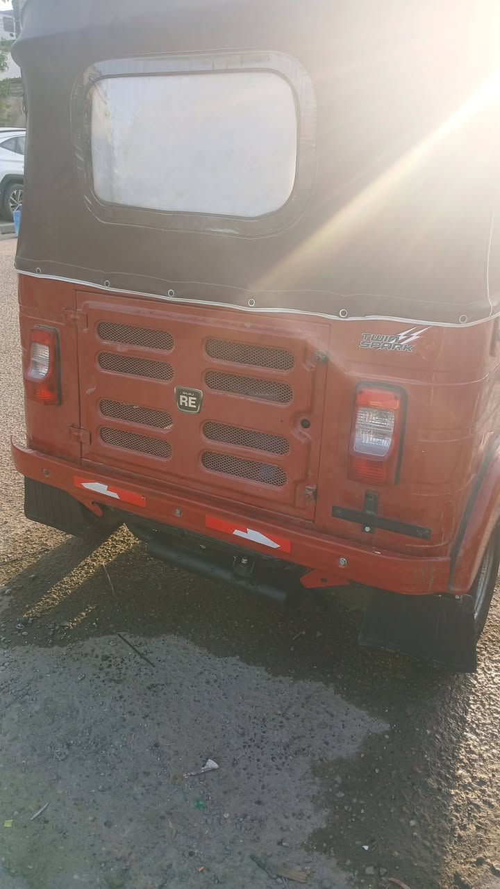 تكتك حلوه تكتك مقبوله عام بدون ظرفه صبقه حلوه 18شهر11جديده ***********
