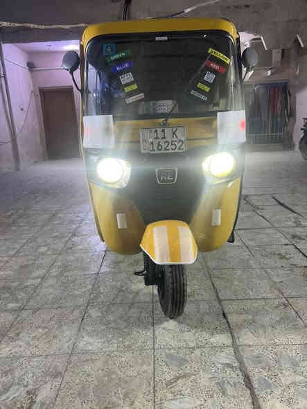 للبيع تكتك 2019 رقم وسنوية التكتك كلش حلوة  
السعر ستة وربع وبيها مجال 👌🏻
المكان مدينة الصدر قطاع 45
للاستفسار  ‭٠٧٧٧ ٩٦٤ ٧٨٥٤‬
شوف الفيديو قبل لاتتصل 👍
