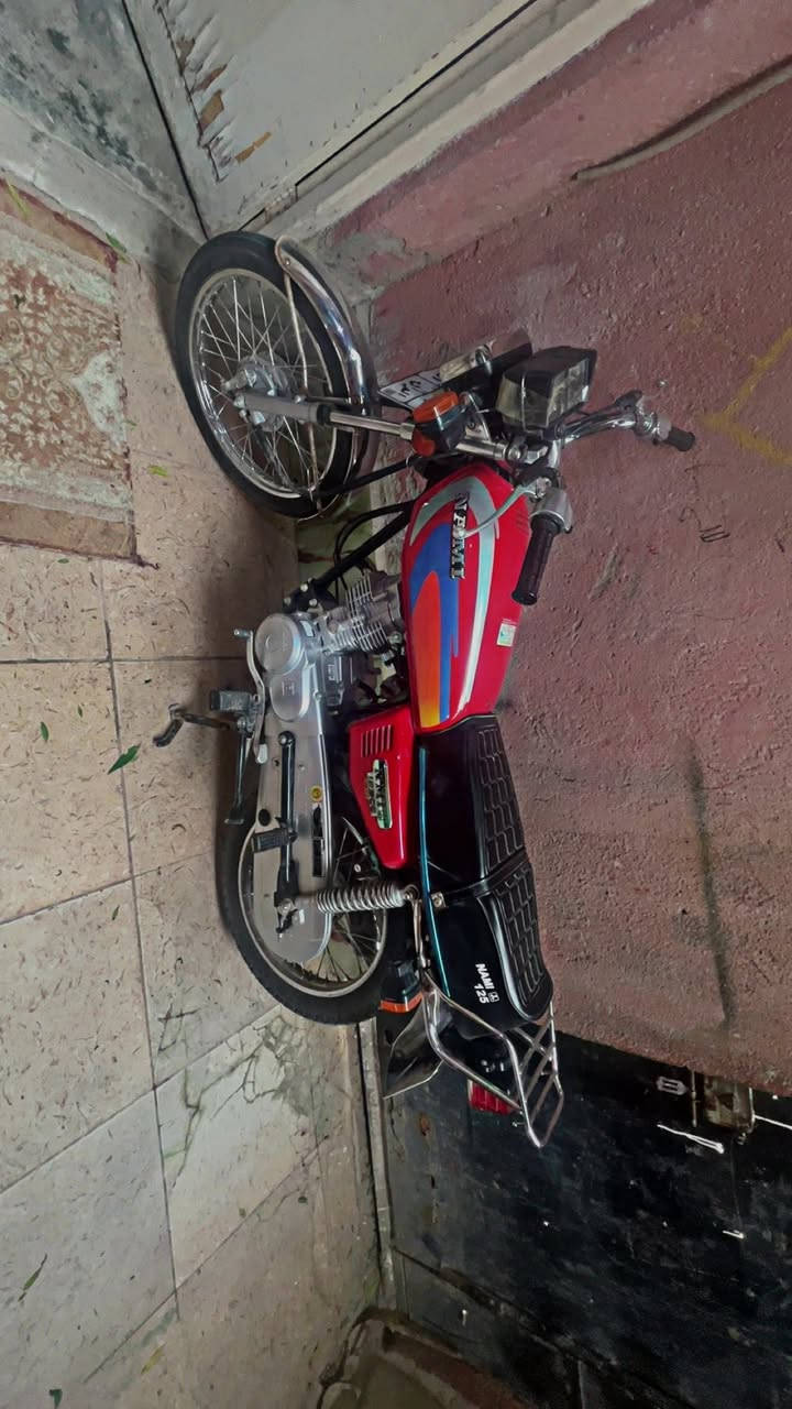 نامه شلامجه مديل 2024 طالعه با 2025/11شهر دراجه بلاديه رقم و سنويه وكيل الاخوين السعر 2.150.000 و بيها مجال قليل البراضعيه كلبه الطب ***********
