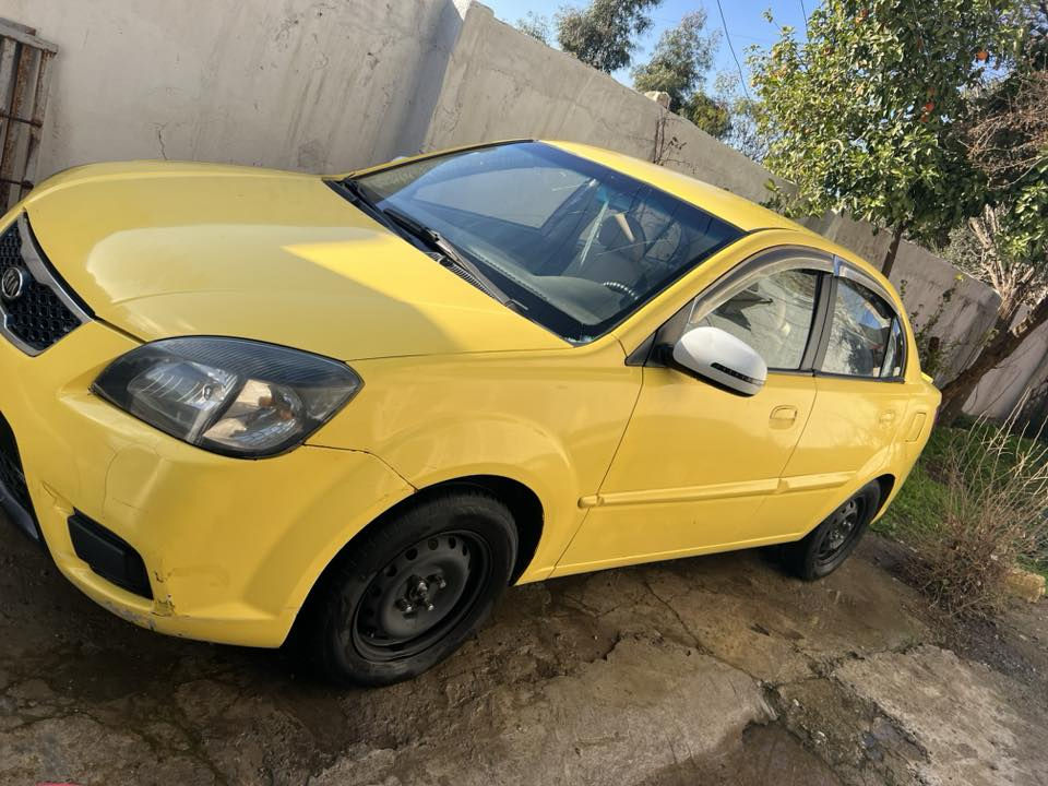 كيا ريو 2012 محرك 16
كير ومحرك شرط تبريد ثلج 
معجون جاملغات الخلفية والسقف 
سنوية ال 2028 هيئة وغرامات مصفر 
سعر 88 وقابل للتفاوض 
***********
