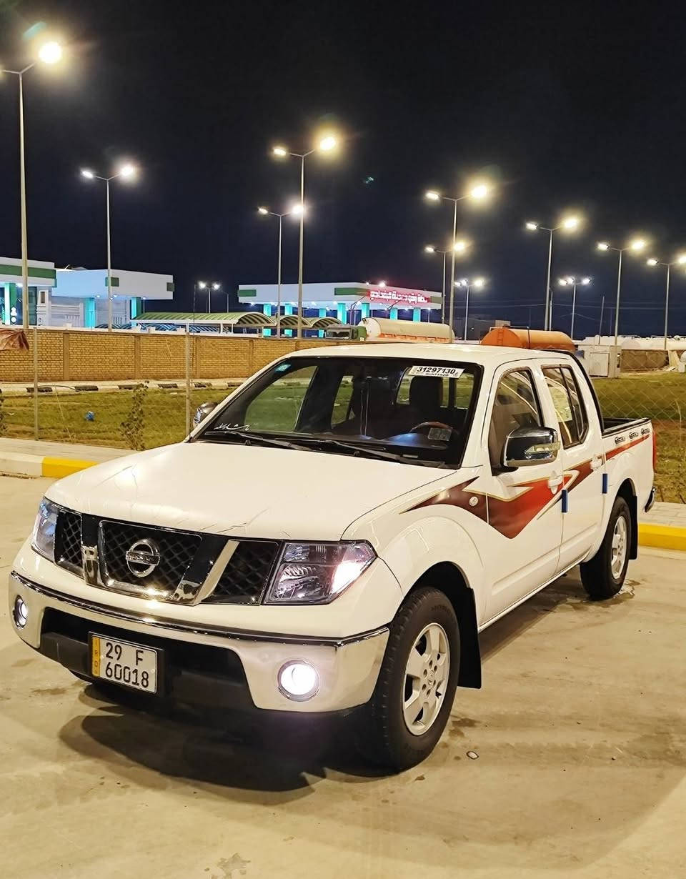 السلام عليكم 
نيفارا 2013 متصل كير عادي رقم واسط باسمي مداور ثاني يوم مكفوله كفاله عامه. هزه جديده سنويه ل30 
مكينه 2700 ، كير مكينه كفاله 
تخم تاير جديد تبريد تدفى كهربائيات كله شغال حداديه امامي خلفي السياره هاون جاهزه من كلشي السياره احلى من الصور بهوايه وبلخير علي الي يأخذها  السعر 128 
*********** دهل اوران, واسط
