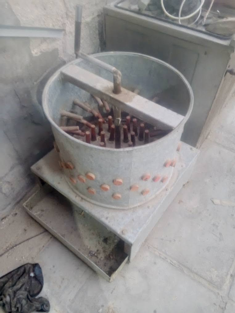 (SOLD) ‎مكينة دجاج  سعر125,,,,,***********‎ البصرة, العراق
