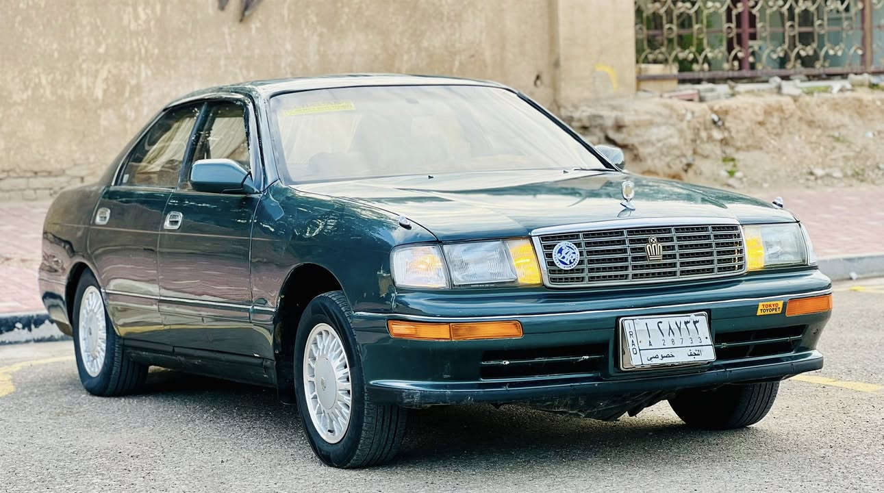 السلام عليكم احبتي
للبيع سياره بطه تيوتا كراون متصل 
الموديل*- 1992
الرقم *- نجف مشروع وطني
اللون*- زيتوني
المكينه والگير*- بل كارتون
السياره كفاله عامه من كص نقل عيب شرعي اصوليات وتحويل
حتى (خياس) مابيها 
جاهزه من تخم تاير كهربائيات ويل جديد حداديه اسفنج  دواخل بالكارتون  كماليات ادامه جديده جام شغال مال جناي ومال بيت وشرط احلا من الصور  مكان السياره كربلاء السعر ب 52وبيها مجال 
للاتصال...***********
