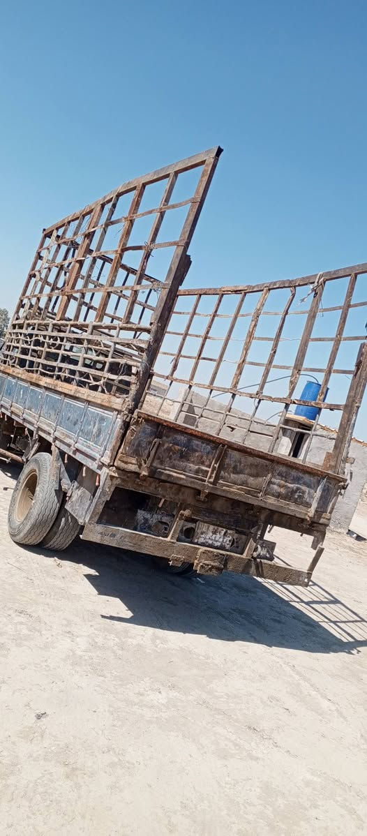 داينه 84 مكينه وكير واكسن جدد كابريته جديده مكينه بلاديه بانزين رقم الماني مثنى 
نافذه من. سنة ال2025 قبل سنه شاصي كفاله
من الطول لطول جاهزه وشغاله 
سعرها 15 ورقه ‏‪***********‬‏
