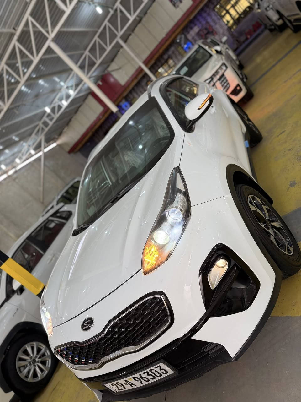 #معرض_بيت_شريجي_للسيارات🧿
سبورتج  (2019) خليجي كويتي اصلي  
مكفولة عدا قطعة وحده صبغ الكويت بدون ضربةرقم واسط مشروع وطني باسمي  لسيارة جاهزة من كلشي
ماشية71الف حقيقي شرط الفحص والسياره مصروف عليها هواي وجاهزة ع اخر حباية
نظام ترحيب بالسياره عن قرب..
محرك 2000
تبريد قطعتين...
ثلاث انظمه قياده
نظام تشخيص العطل عن طريق الشاشه...
يدات نيكل..
لدات باليدات 
لدات بل مري ترحيب
مري ترحيب
لدات أماميه لايت زنون  عالي ناصي منظومة
بك لايت لد 
اشاير بالمري... 
٥ ويل كب...
شاشة كامرة دوارة
حساس خلفي 
العنوان  الكوت معرض بيت شريجي حي لحكيم مجاور محطة الواسطي 
للاستفسار 
*********** حسنين
