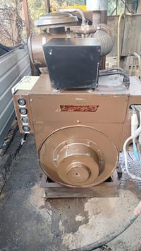 مولدة كمنز 5.5 كامشفت رفيع انجكتر عادي توليد 250كيفي جاهزه عالحمل ومكف...