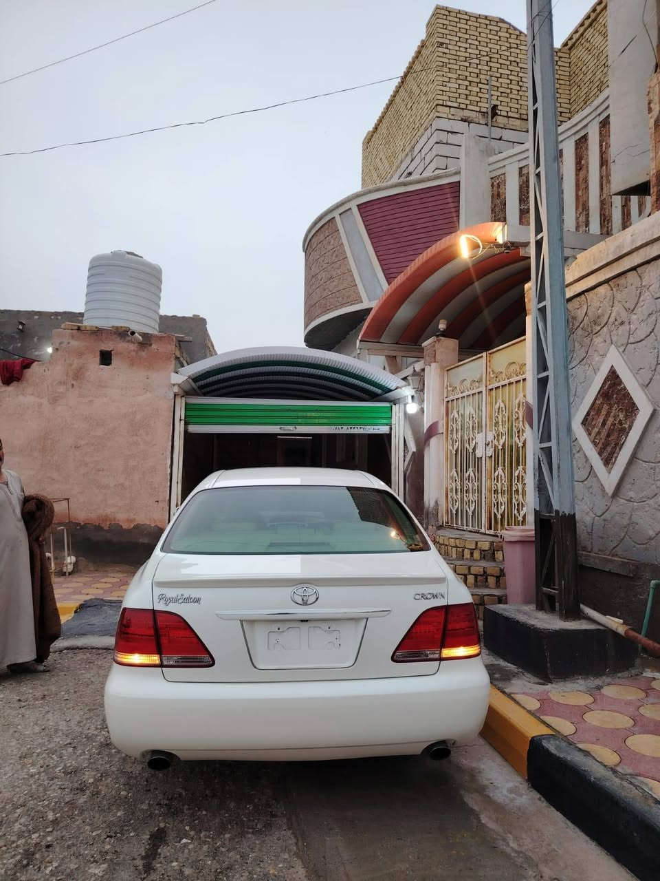 السلام عليكم سياره ادوات موديل 2004كفاله عامه من الصبغ والكص ومن أي شي كفاله عامه حتى من اليابان لون ابيض صدفي ويل دنكه  شاصي 80تحوير درجه اولى السياره نظيفه ميه بالمية السياره نهائيا ماماشيه وصول جديد فتحه مكفوله من الشخص السياره دكمتين العنوان النجف السعر 90وبيها مجال الاستفسار الاتصال على الرقم ***********
