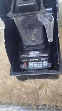 خلاط ياباني JTC سعر 300 الف نضيف جدا 07828803549