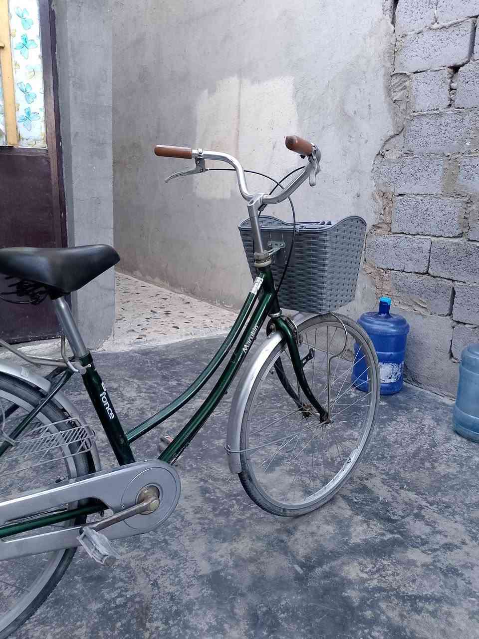 بناتي حجم 26 قطعه مرتبه
باسكل لون زيتوني مواصفات بريكات شغاله امامي وخلفي باسكل نضيف الله شاهد + مامعوز شي. كامل سله جديده

رايده ب60 الف وبي مجال 
مكاني بغداد الغزاليه قرب جامع المهاجرين


**إذا كنت صاحب هذا الإعلان وتريد حذفه لأي سبب، رجاءا أرسل رسالة إلى الدعم الفني**