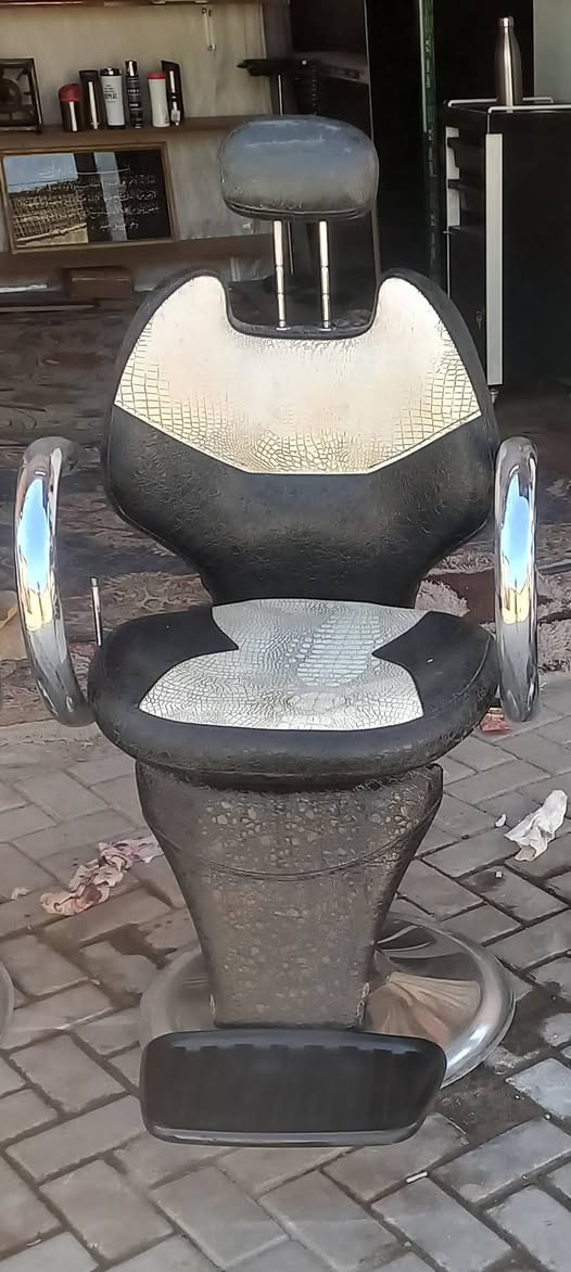 بغداد مدينه الصدر الحبيبيه
وتساب ***********
