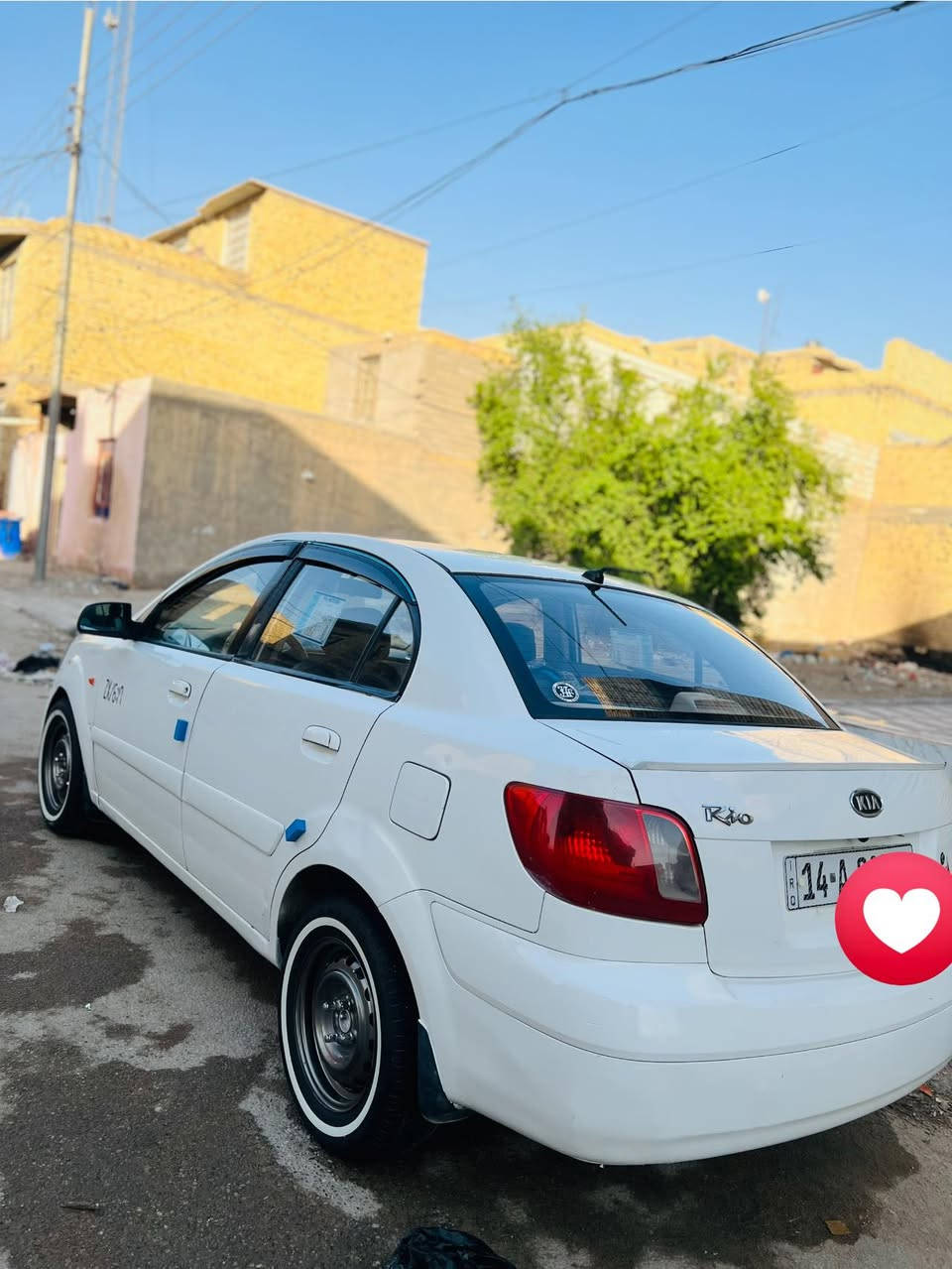 السلام عليكم ((رجاً اقره المنشور زين وتصل كلشي كاتبلك  ))كيا ريو مديل 2009خليجي  محرك 1600
كير توني شاده قبل كم يوم حداديه جديده تخم تاير جديد تبريده  نعمه سياره جاهزه من كلشي  ما تخسر عليه ابداً شاشه جديده كاميرا بك مضخمات صوت جديده السياره ادامه كامله اي نقص ما بيه السياره مكانه ناصريه مركز المدينه رقم إنكليزي مشروع وطني سنويه بأسمي تحويل ثاني يوم  السياره احزام ولا تكلي بيه طخه ضربه اني خذته حزام وكيد بيه شرط لا كصه ولا عيب شرعي  السعر 79 وبيه مجال حك جيه قليل مجاله للتواصل وتفاصيل اكثر اتصال او واتساب ***********
