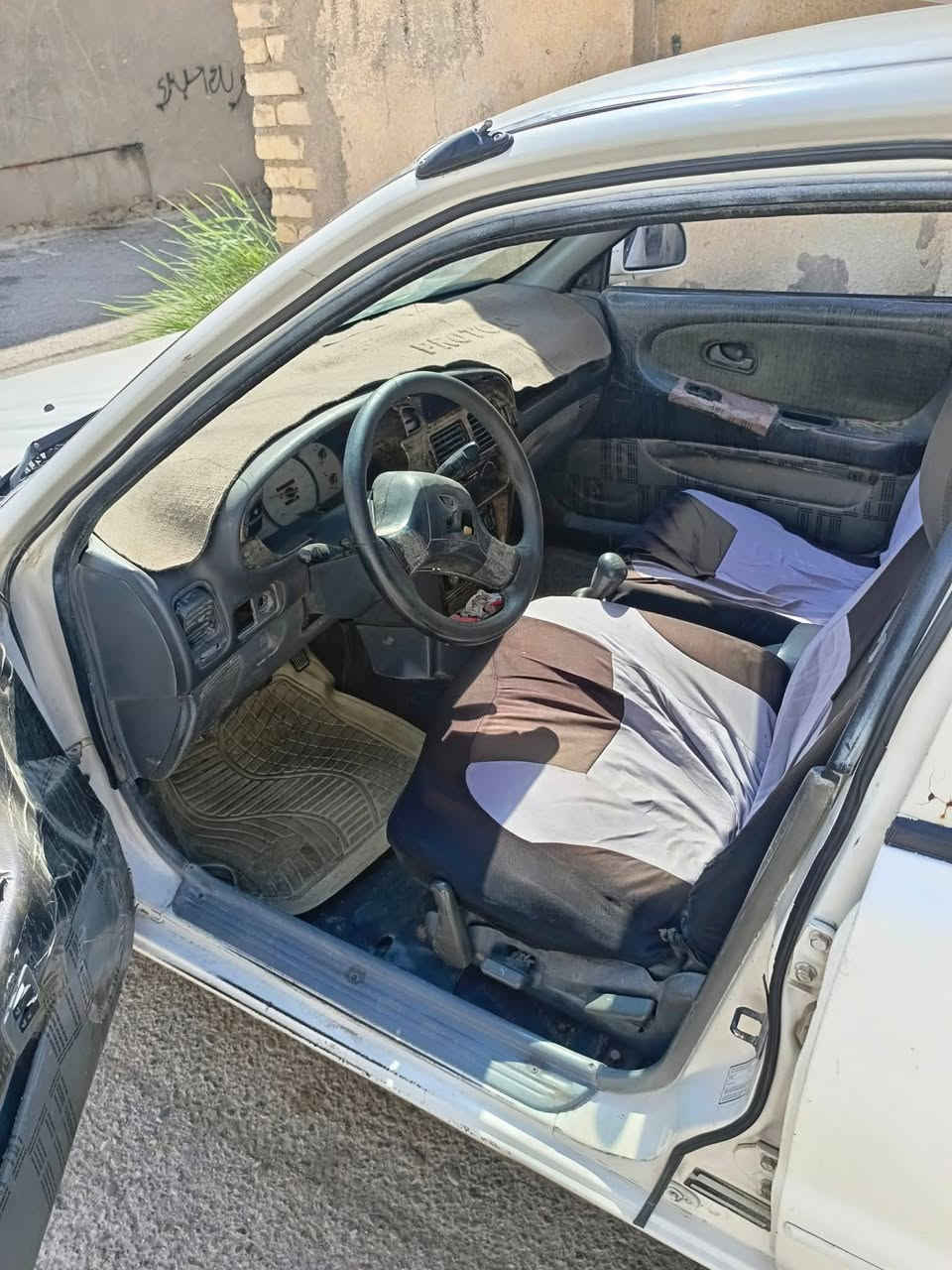 بروتون ٢٠٠٢ كوم حديد تشغل كلشي ما بيها الاتصال على الرقم *********** مكان الكوت مركز المدينة

