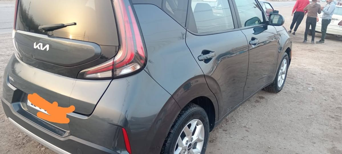 كيا صول 2023 رقم بغداد محرك 2000 دوش كير اي تي بيها جاملغ و بنيد تبديل و الباب صبغ كلير فقط رادار امي و رادار جانبي أوتو ستوب شاشه كار بلي و كامره و مود درايف
السياره جاهز ما بيها اي نقص السعر 122 
اتصال فقط ***********
