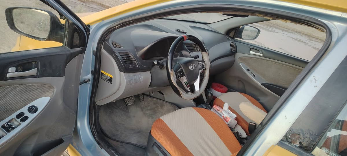 اكسنت 2013محرك 1600اوتماتيك تبريد شغال جاهزة السعر 60بي مجال ت***********
