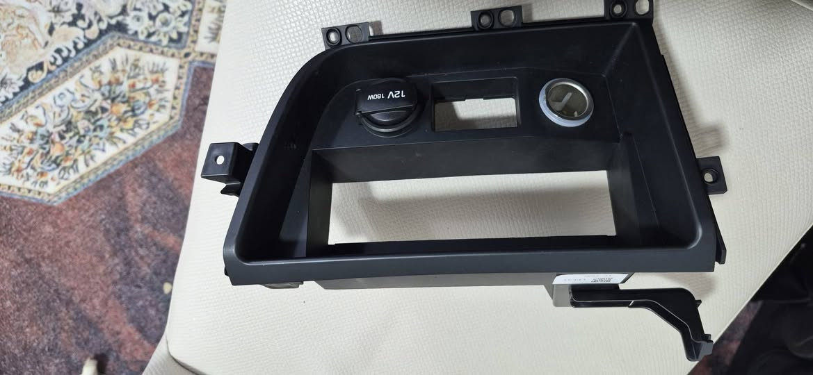 هةرشتيكت ويست رةسمى بكرة بؤم بنيرة سعرى بى اليم داشكادنم بؤ كردووة لةغزمةتام فايبةر هةية كةياندنيش هةية. لةبازيانة*********** السليمانية, العراق
