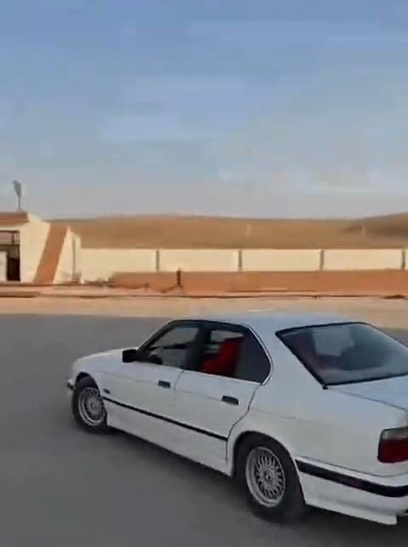 مۆدیل91 پێش گۆڕاو بۆ 95یەک چاملۆغ پێشەوە سبوغە بێ لێدان وە یەک چاملۆغ پشتەوە دوو بست تەعدیل سەنەوی نوێیە تا2030مەکینە 25سەقەر دەبل دیجیتاڵ گێر ئۆتۆماتیک بەشەرت اكر, نينوى


**إذا كنت صاحب هذا الإعلان وتريد حذفه لأي سبب، رجاءا أرسل رسالة إلى الدعم الفني**