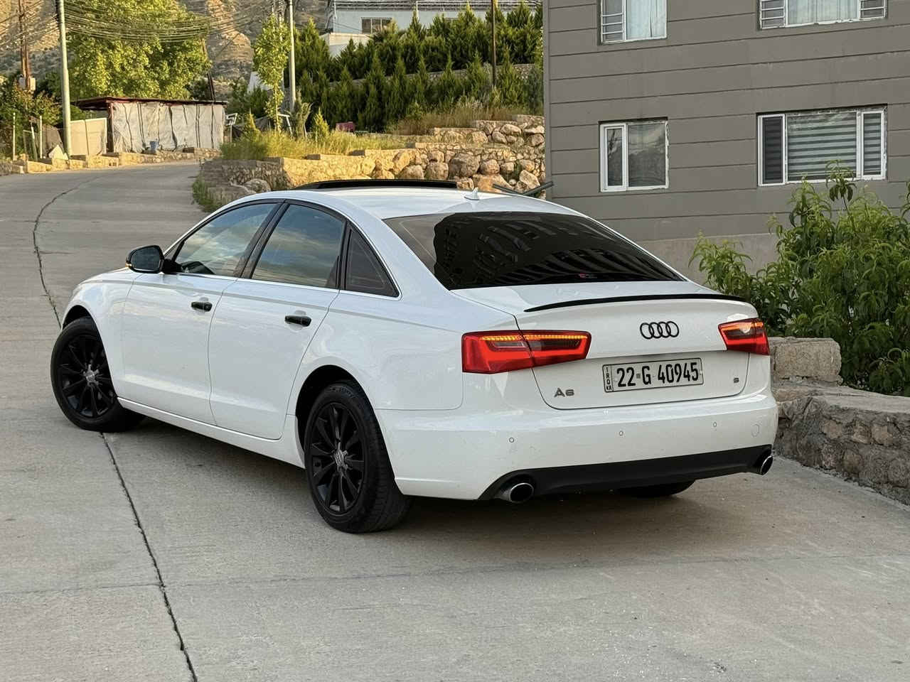 Audi 2015 A6 صفر شركة اربيل لون ابيض
محرك مكفول جديد v6 2.8 تنفس طبيعي 
الضرر قطعتين ونص بخ فقط 
فول فول موصفال

رقم هزه سنويه جديد تريد وكاله تريد تحويل
مكان السيارا دهوك 
السعر 128 ومجال 

للستفسار//
***********
*********** 

موصفات //
فول موصفات
سلايت
برداد فتل مال شركه 
برده كهرباي
كشن خزن
كشن كهرب
كشن جلد 
فول تحكمات ستيرن
لايتات ليد
بكلايد ليد
حساسات امامي خلفي
بصمه
هندبريك بصمه 
اوتو ستوب
BT 
وبعد بيها هوايه موصفات
