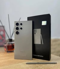 سامسونج S24 الترا • ٢٥٦ • نظافة ٩٩