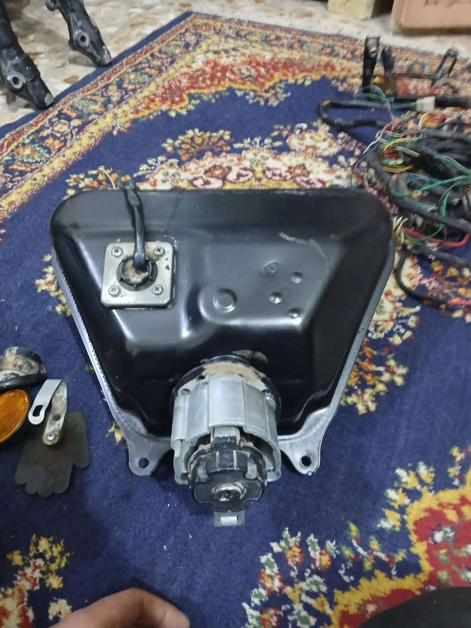 سلام عليكم غراض سكنس جبلي للبيع كله تفصيخ و موجوده مكينه هم موجود اسعار مناسب رقمي ***********
