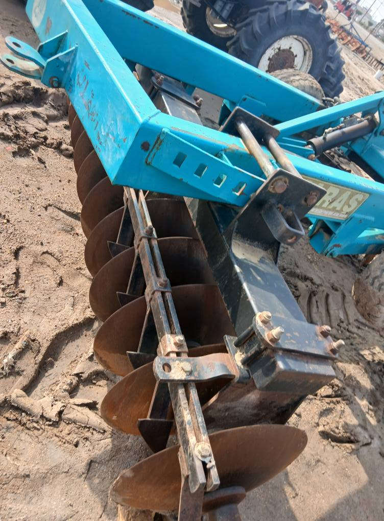 للبيع دسك كرز تركي حجم 24 موديل 2013 باب اول مكفول وجاهز 

السعر 6 مليون وربع وبي مجال

مكانه واسط/قضاء الحي

***********
