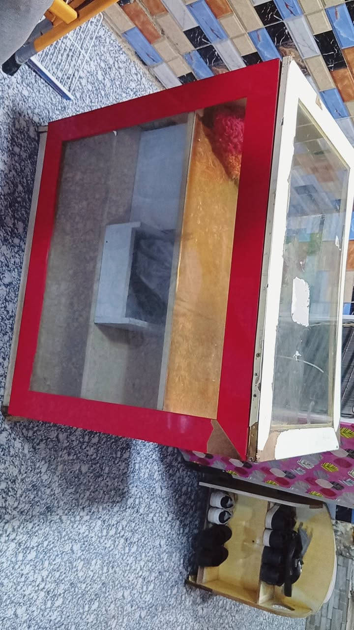 ميز كاشير ب35
سلاات اجباس نضيفات عدد3 قطعه ع25
عارضه عموديه شرط شغل وتبريد ضمان فحص 
سعر 185
عنوان بصره حيانيه شارع سيد ***********
