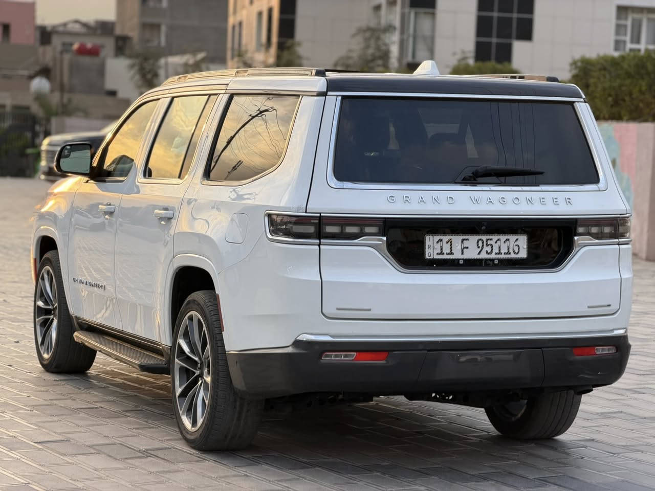جيب واكنير 2022 فول مواصفات 1/1
ياالله 

السلام عليكم جيب واكنير 2022 سيريس 3وارد امريكي

Jeep Wagoneer Series Iii 2022 White 5.7L 8

         حجم المكينه : 5700 V8

المسافة المقطوعة : 38 الف ميل 

الضرر : سرقه بيبان جاملغات بنيد صندوك  ومبدل بيبان جاملغات صندوك بنيد نفس الون 

          حالة الايرباك : سليم مطاك ولا ايرباك   

#مواصفاتها

1.ثلاث شاشات

2.بصمه

3. تشغيل عن بعد

4.دوسات جانبيه

5.كشنات جلد

6.كشن السايق ميمري

7.كشنات كهرباء

8.صندوك كهرباء

9.حساسات خلفيه

10.3 قطع تبريد 

11.اشاير بالمري

12.رادار امامي

13.رادارات 360

14.ثلاث وضعيات قياده

15. بنوراما فتحتين

16. كير ماوس

17. نظام منحدرات

18. هيترات بالكشنات حار بارد

19.ويل كب كروم

20.لايتات لد

21.بكلايت لد

22.كشافات

23.بصمة ابواب

24.سبعه راكب

فول مواصفات 1/1 جاهزه مرقم بغداد تحويل ثاني يوم

#السعر اتصل وتدلل   

تفاصيل اكثر هذا رقمي *********** تحياتي 

مكاني بغداد حي الجامعه
