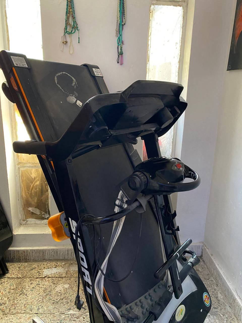 مرحبا عندي هذا جهاز رياضي نظيف ويشتغل للبيع وبسعر ٢٧٥ وبي مجال مكاني بغداد صليخ ***********
